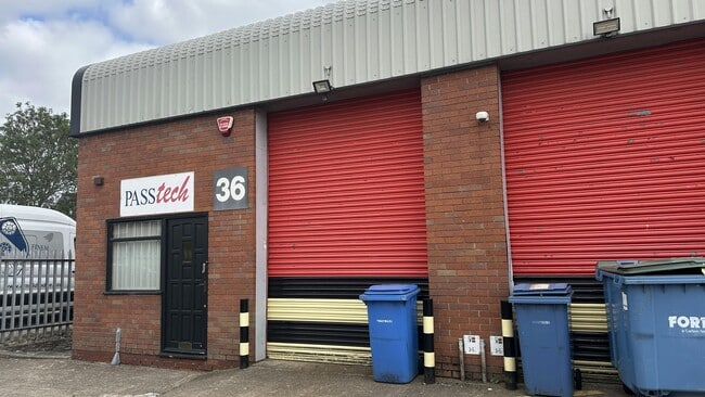 More details for Hawkes Dr, Warwick - Industrial for Lease