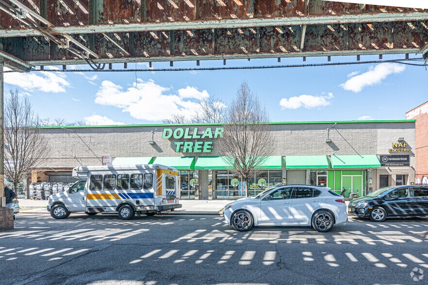 1726-1734 McDonald Ave, Brooklyn, NY à louer - Photo du bâtiment - Image 3 de 4