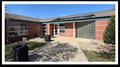 401 N East St, Paola, KS à louer Photo du bâtiment- Image 2 de 9