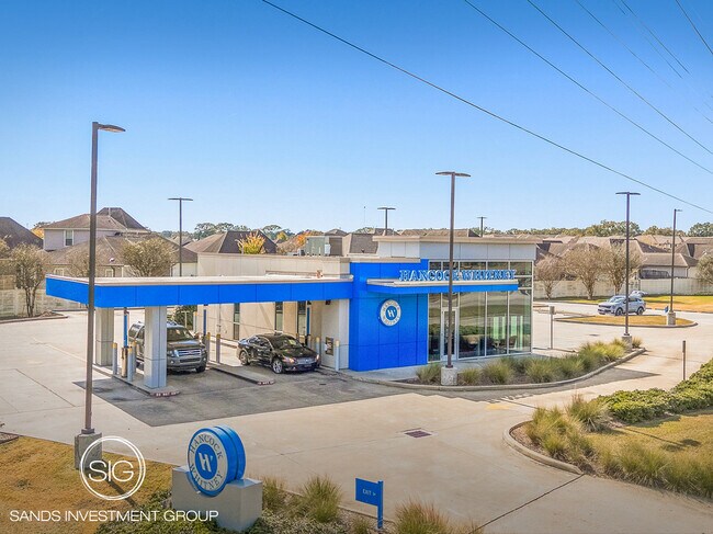 Plus de détails pour 329 W Pont Des Mouton Rd, Lafayette, LA - Commerce de détail à vendre