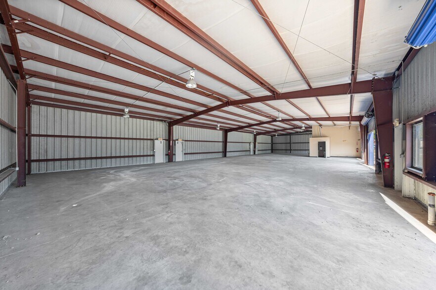 4377 SW 35th St, Ocala, FL à louer - Photo du bâtiment - Image 2 de 5