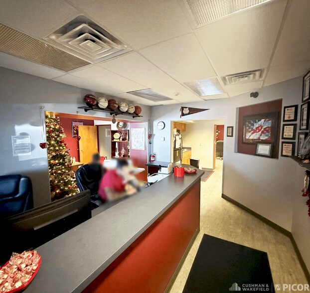 3266 E Grant Rd, Tucson, AZ à vendre - Photo du bâtiment - Image 2 de 9