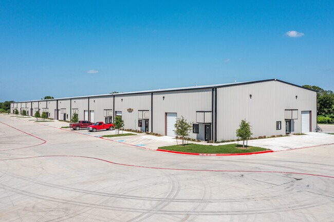 Plus de détails pour 3550 E Long Ave, Fort Worth, TX - Industriel à louer
