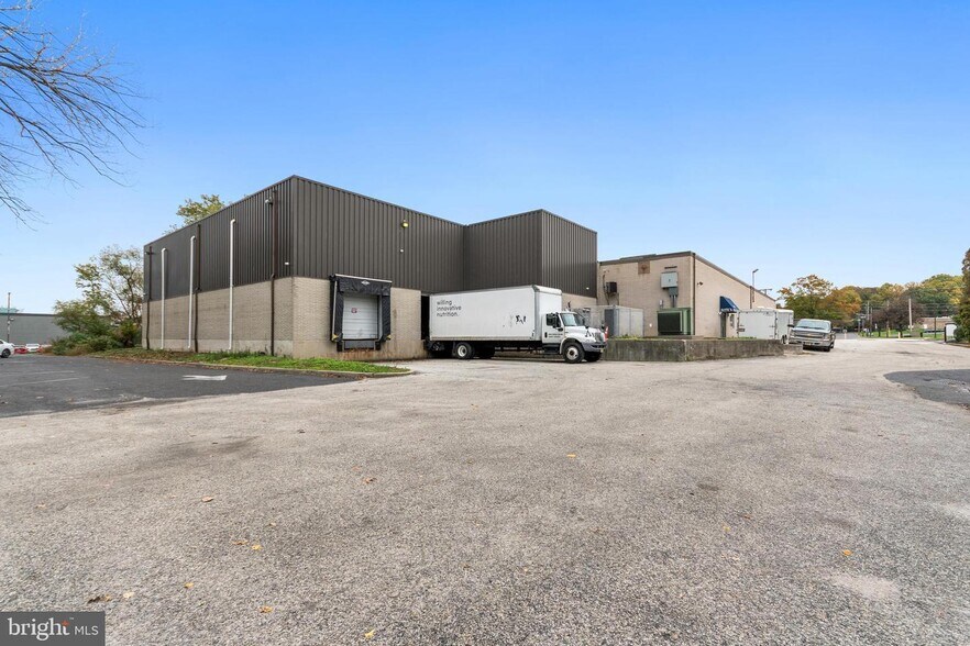 1936 Olney Ave, Cherry Hill, NJ à vendre - Photo du bâtiment - Image 3 de 25