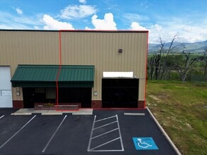 1007 S Pacific Hwy, Talent, OR for lease Interior Photo- Image 1 of 5