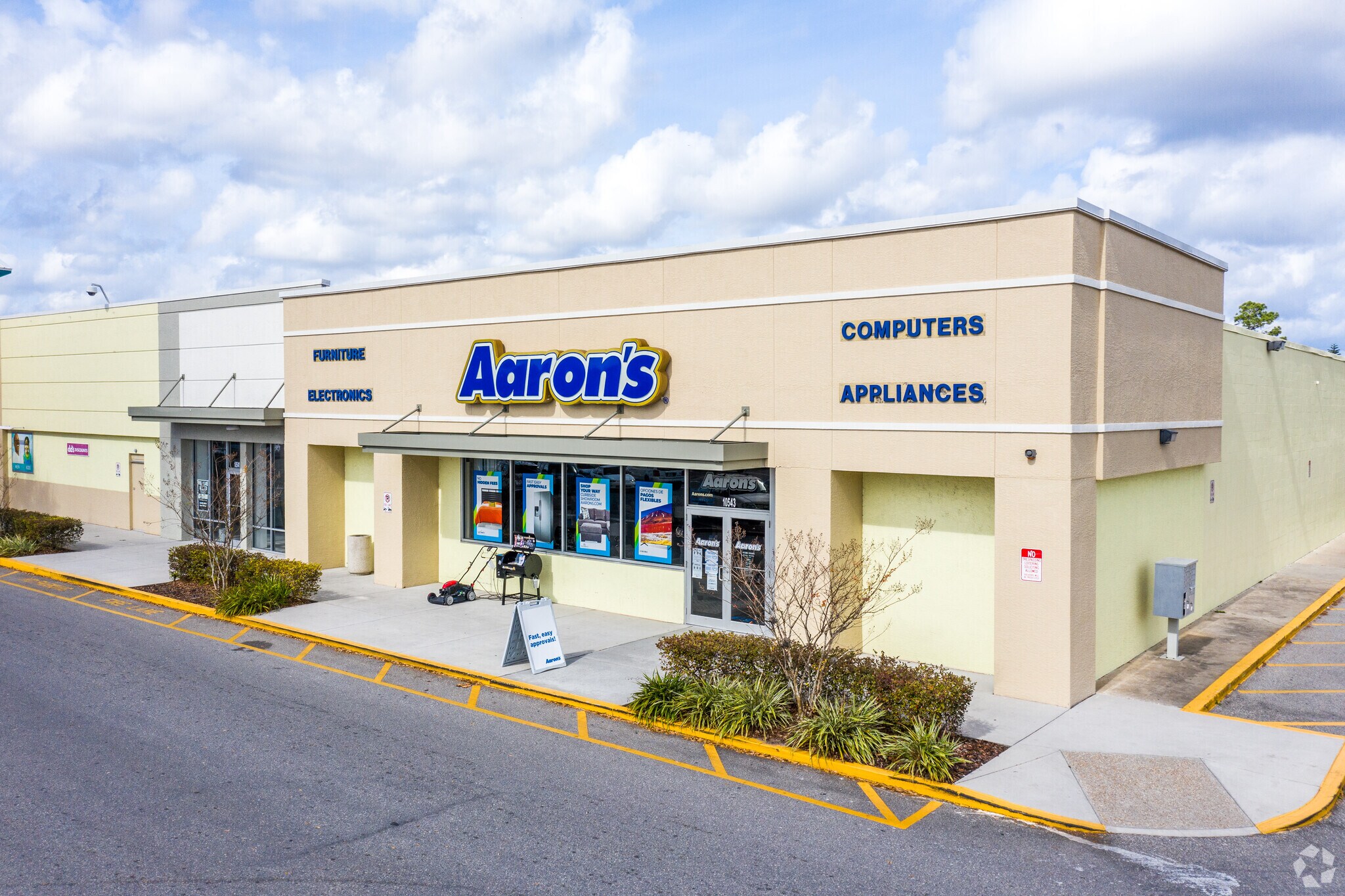 10505-10543 E Colonial Dr, Orlando, FL à louer Photo du bâtiment- Image 1 de 7