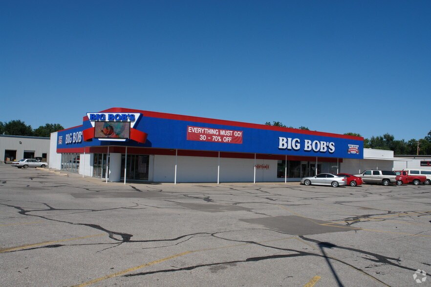 1900 E Pawnee St, Wichita, KS à vendre - Photo principale - Image 1 de 9