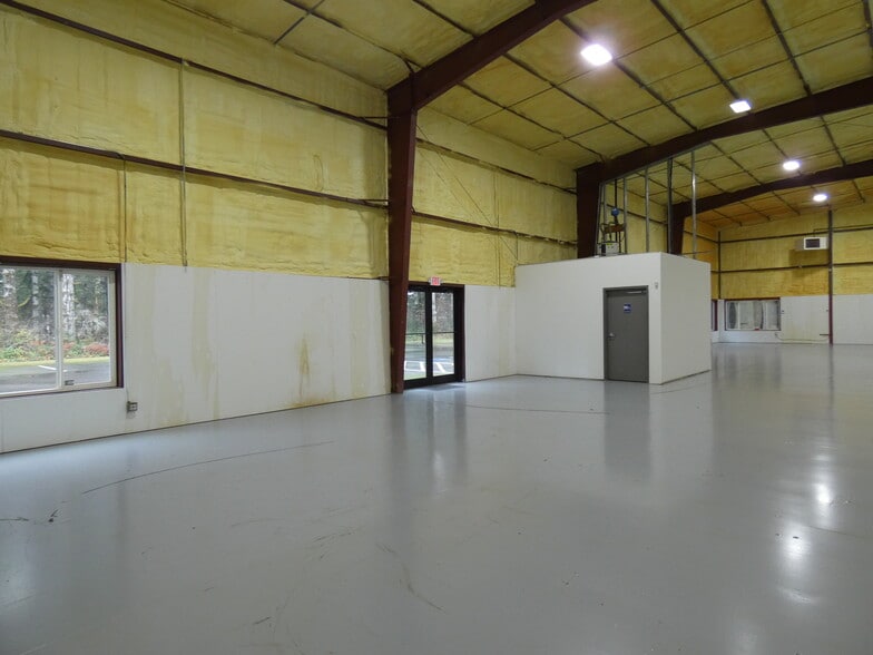 151 W Henry Trusler Way, Shelton, WA for lease - Building Photo - Image 2 of 15