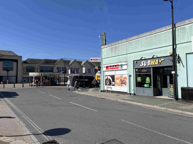 Back Quay, Truro à louer - Photo du bâtiment - Image 2 de 6