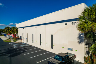 Plus de détails pour 4515 Metric Dr, Winter Park, FL - Industriel à louer