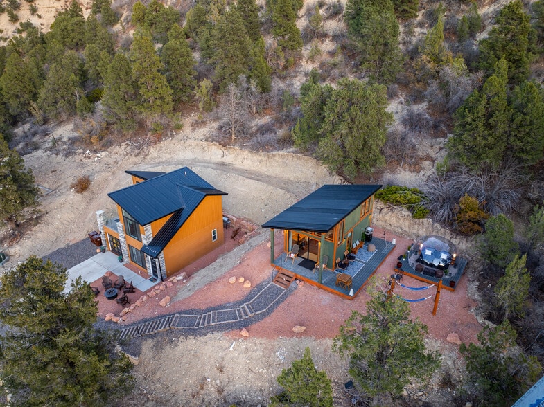 342 Overlook Ln, Glendale, UT for sale - Building Photo - Image 3 of 26