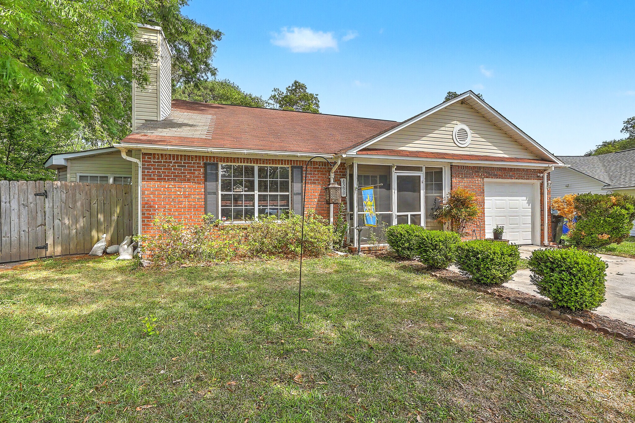8590 Waccamaw Ct, North Charleston, SC for sale Primary Photo- Image 1 of 2