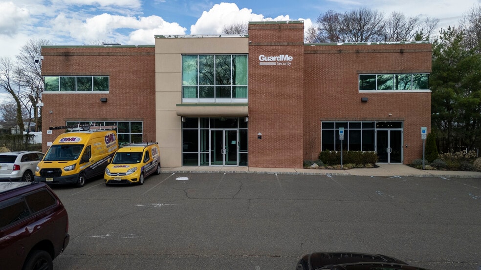 45 State Route 34, Old Bridge, NJ for lease - Building Photo - Image 3 of 7
