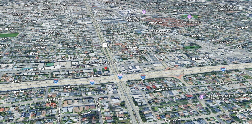11201 Venice Blvd., Los Angeles, CA à vendre - Photo du bâtiment - Image 3 de 4