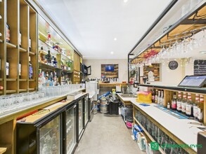 41-43 Wellington St, Luton for lease Interior Photo- Image 2 of 9