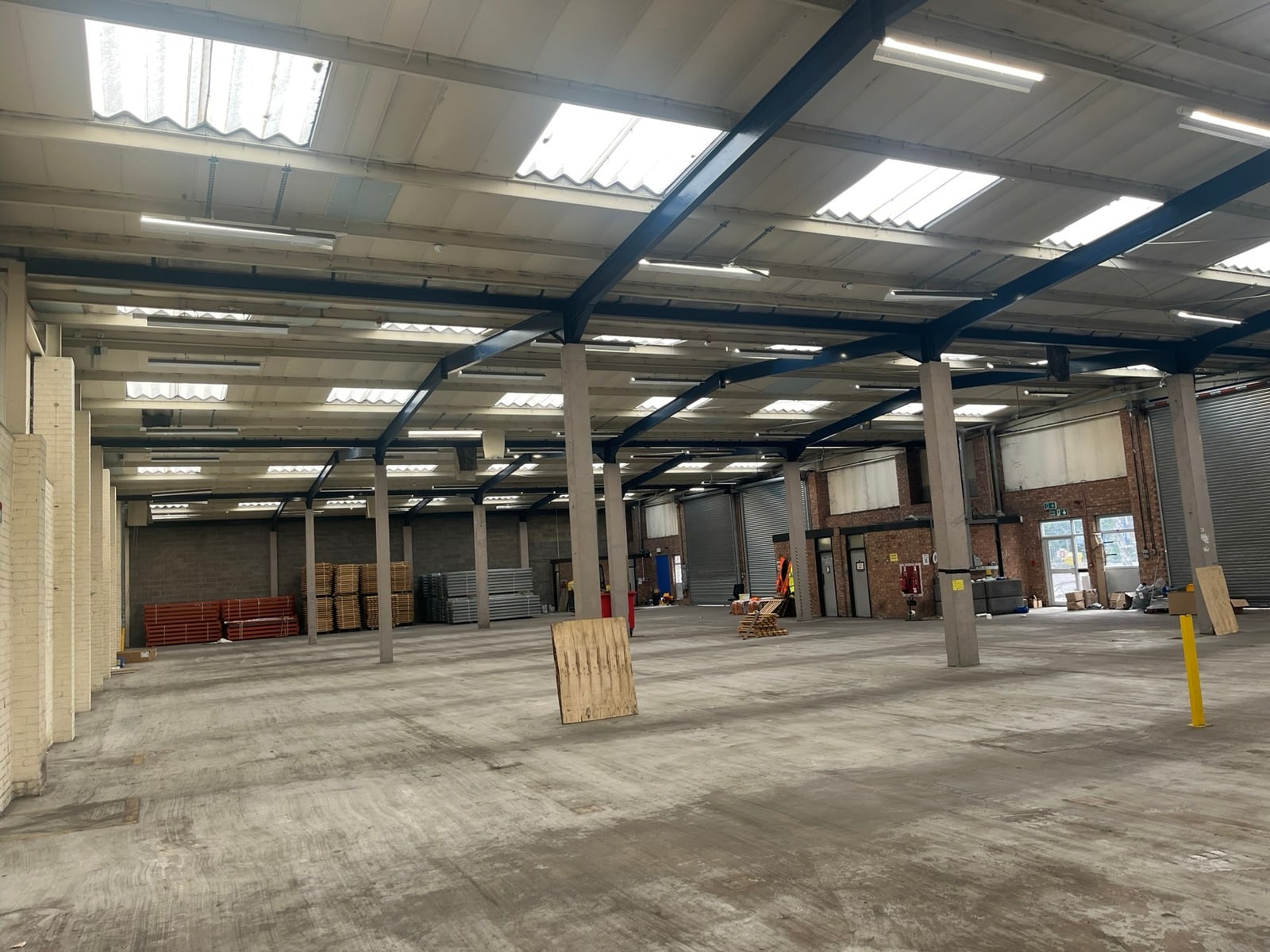 Carrwood Rd, Chesterfield for lease Interior Photo- Image 1 of 1