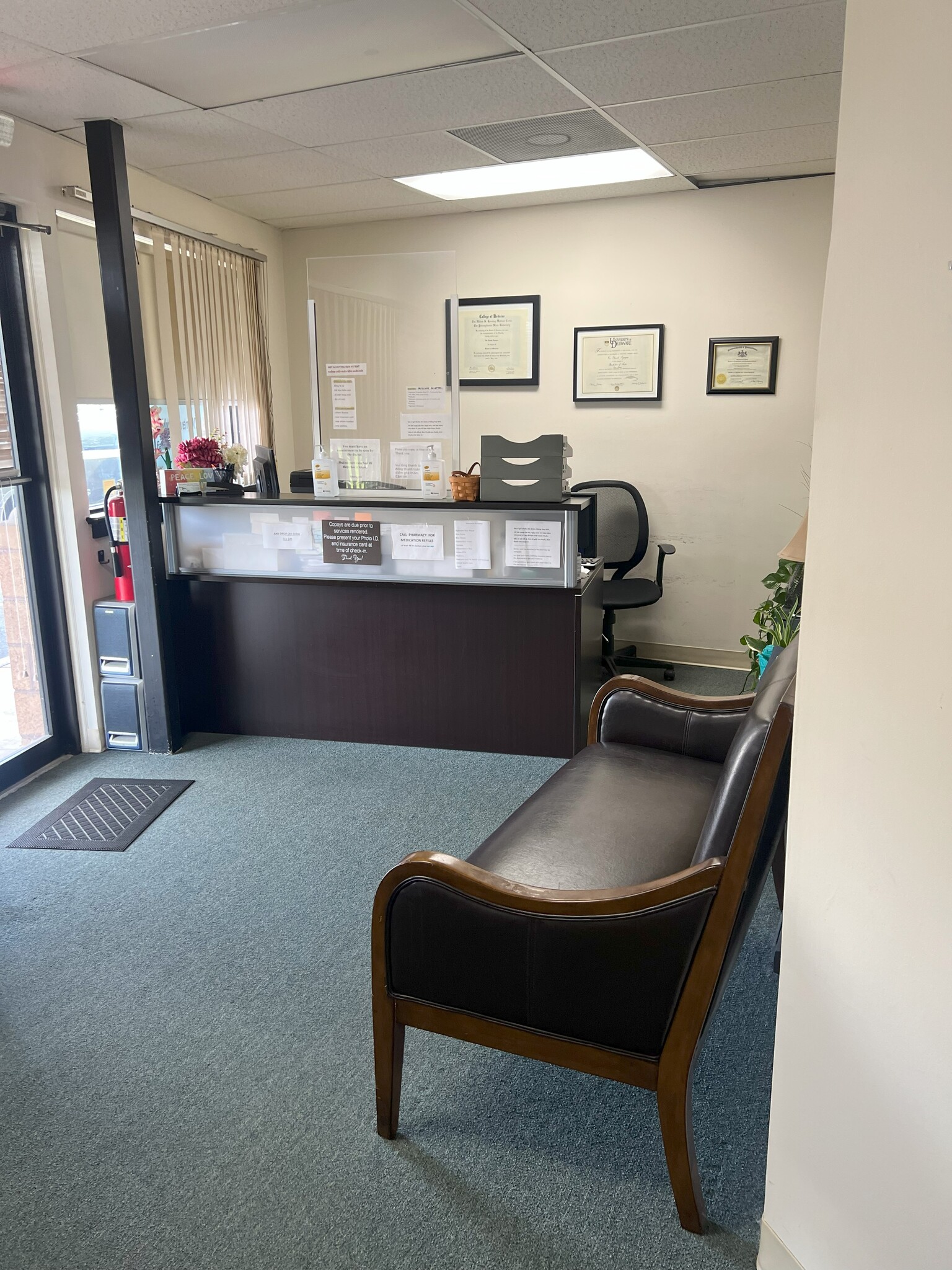 401 S 7th St, Akron, PA for lease Interior Photo- Image 1 of 4