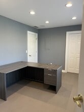 12 Troy Hills Rd, Whippany, NJ à louer Photo intérieure- Image 1 de 4