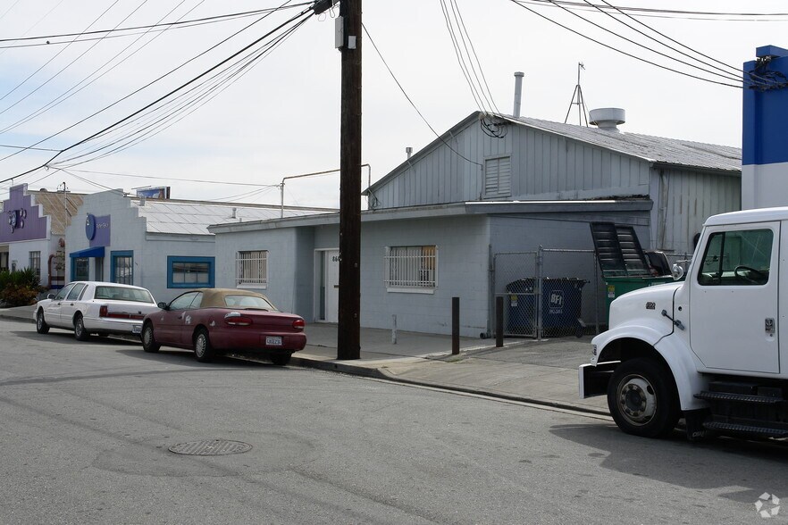 860 Kaynyne St, Redwood City, CA for sale - Building Photo - Image 3 of 4