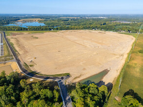 6725-6780 Schieser Farms Rd, Lockbourne, OH à louer Photo du b timent- Image 1 de 4