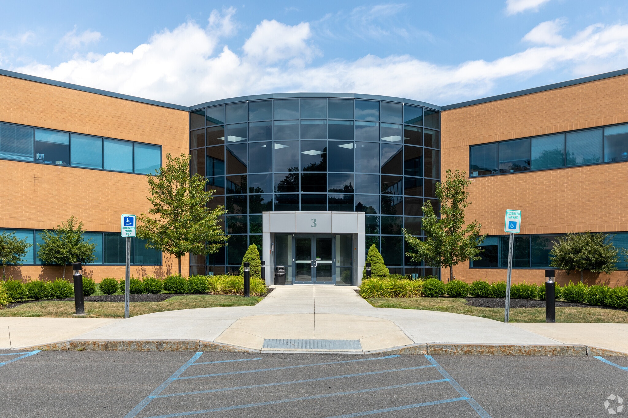 3 Lear Jet Lane, Latham, NY for lease Primary Photo- Image 1 of 23