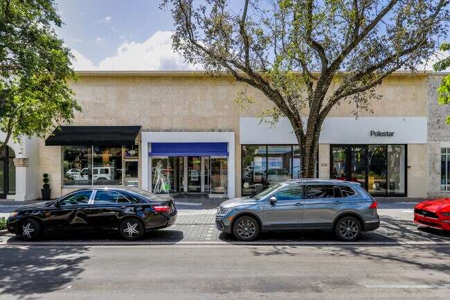 Plus de détails pour 330-336 Miracle Mile, Miami, FL - Commerce de détail à louer