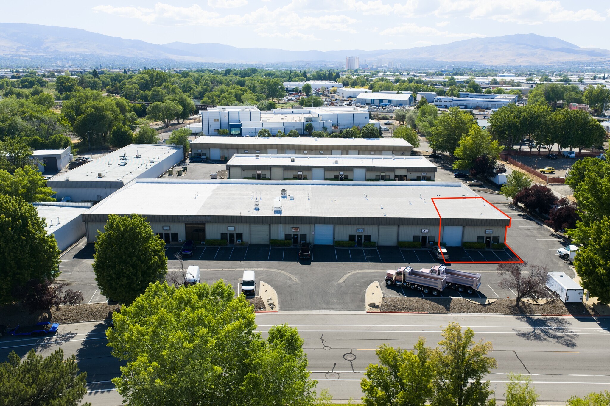 595 Spice Islands Dr, Sparks, NV for lease Interior Photo- Image 1 of 2