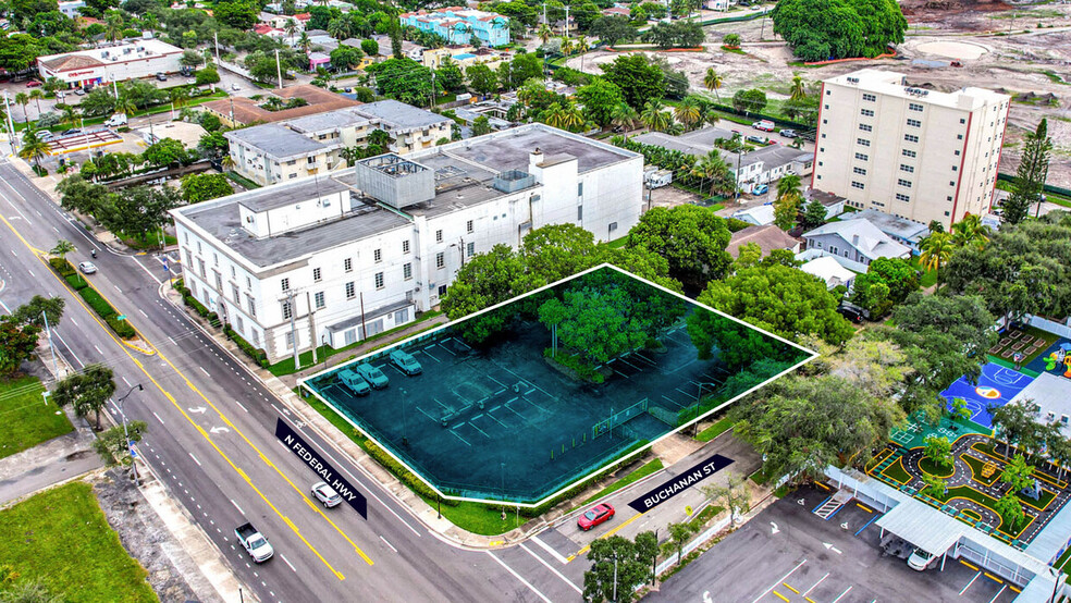 701 N Federal Hwy, Hollywood, FL for lease - Primary Photo - Image 1 of 5