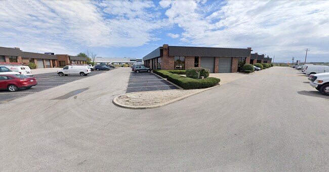 Plus de détails pour 100-142 Touhy Ct, Des Plaines, IL - Industriel à louer