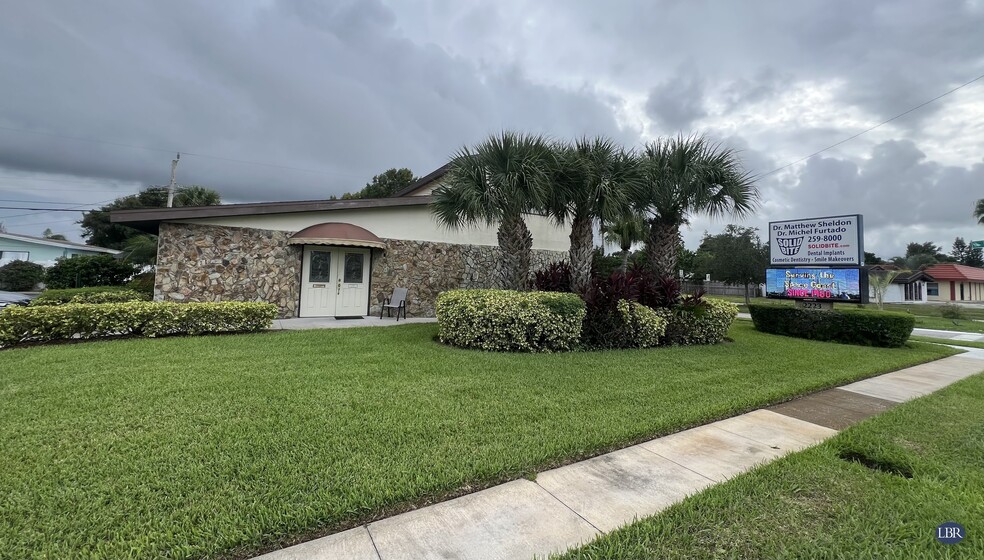 2211 Sarno Rd, Melbourne, FL for lease - Primary Photo - Image 1 of 13