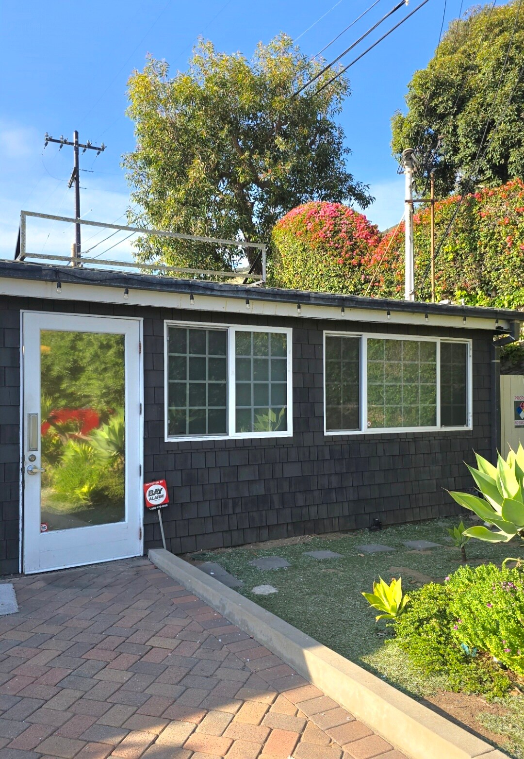 31542 Coast Hwy, Laguna Beach, CA à louer Photo principale- Image 1 de 12