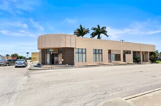 Plus de détails pour 40 Avenue B, Belle Glade, FL - Bureau à vendre