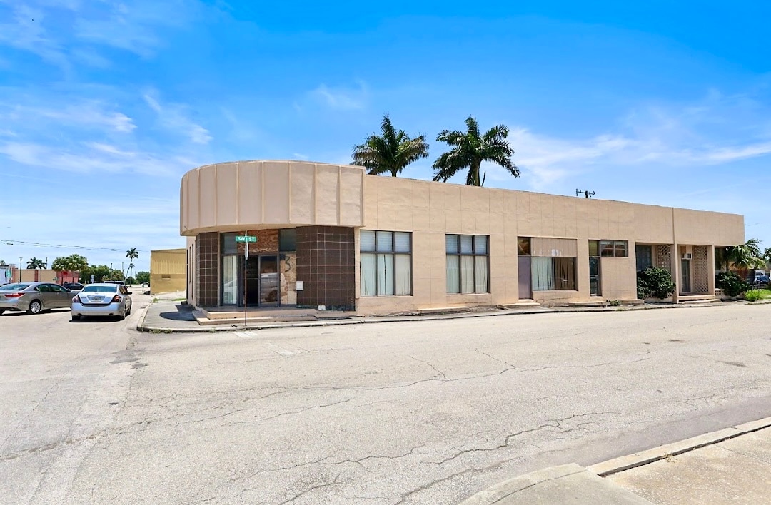 40 Avenue B, Belle Glade, FL for sale Primary Photo- Image 1 of 8