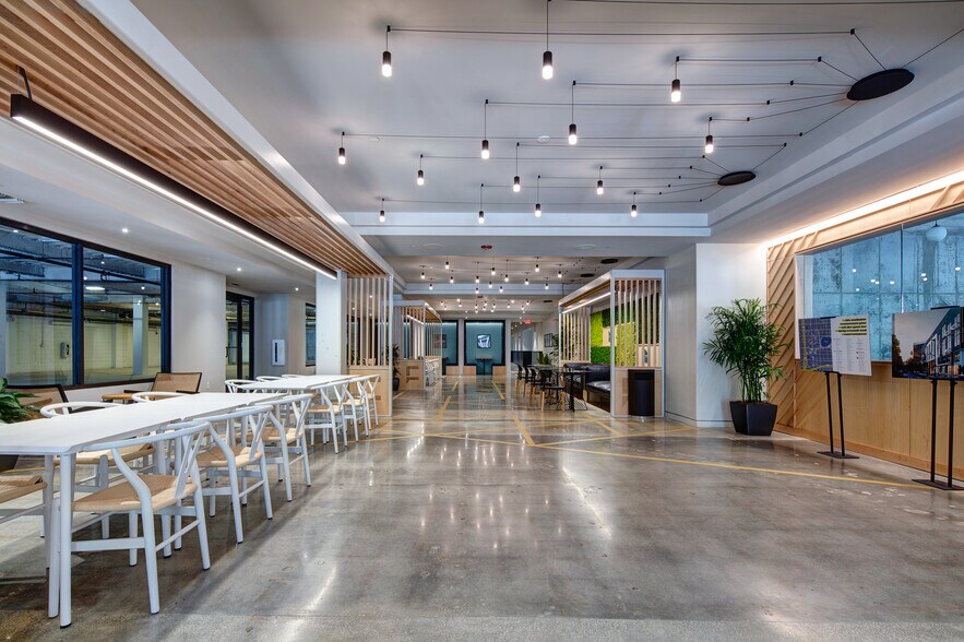 150 N Orange Ave, Orlando, FL à louer - Photo intérieure - Image 3 de 6