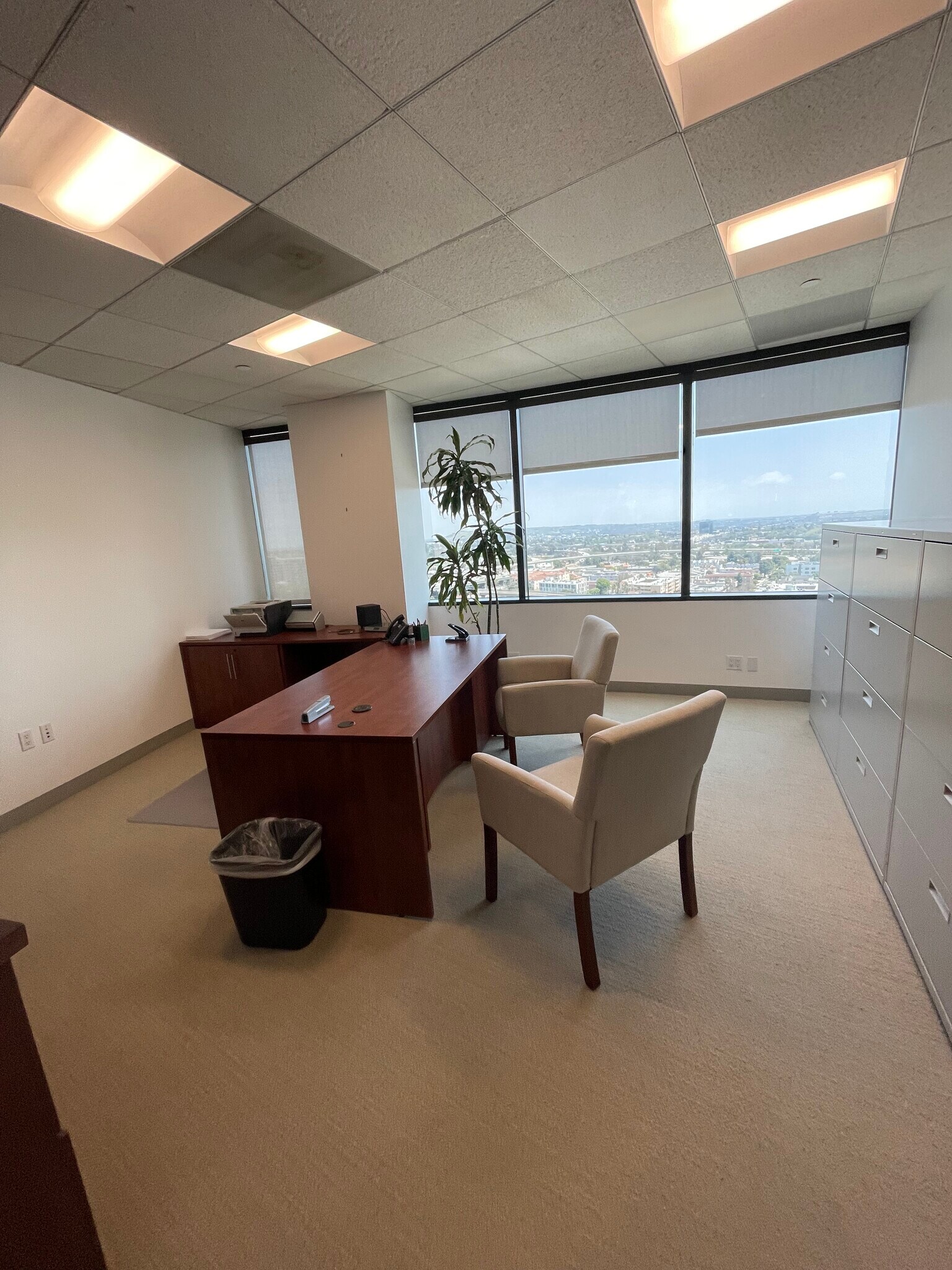 11400 W Olympic Blvd, Los Angeles, CA à louer Photo intérieure- Image 1 de 3