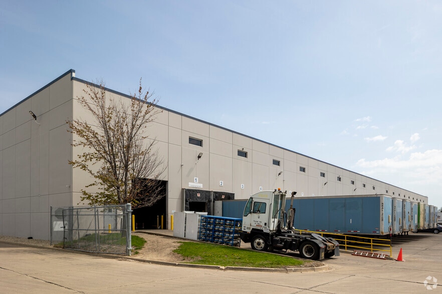 11101 Franklin Ave, Franklin Park, IL for lease - Building Photo - Image 3 of 8