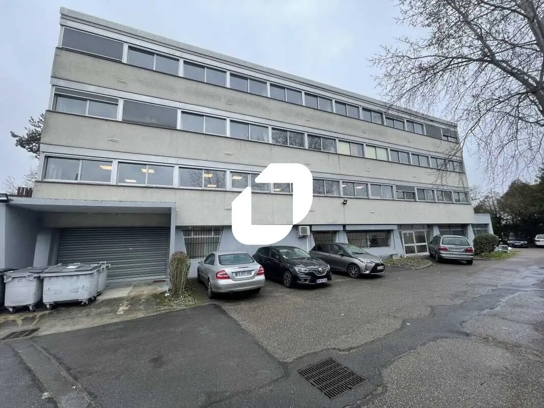 Flex dans Igny à louer Photo du bâtiment- Image 1 de 12