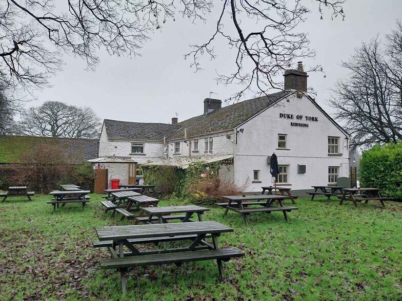 Ashbourne Rd, Flagg à vendre - Photo du bâtiment - Image 3 de 12