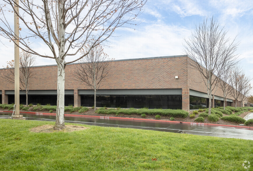 11000 White Rock Rd, Rancho Cordova, CA for lease - Building Photo - Image 1 of 35