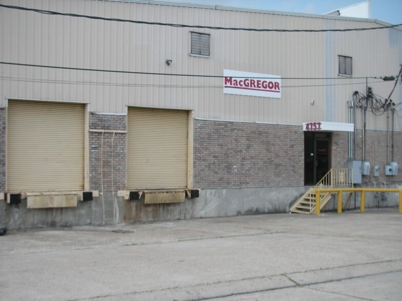 4757 River Rd, Jefferson, LA for lease - Primary Photo - Image 1 of 1