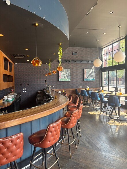 1422-1424 W Chicago Ave, Chicago, IL à vendre - Photo du bâtiment - Image 3 de 4