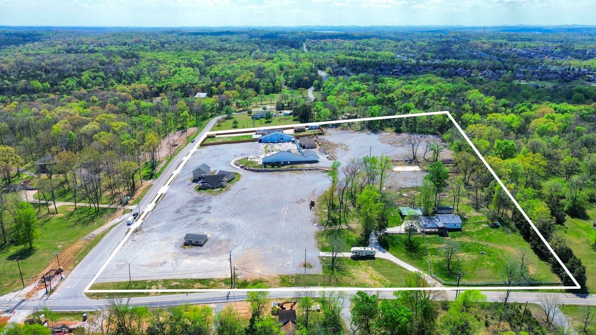 2060 Old Lebanon Dirt Rd, Mt Juliet, TN for sale Primary Photo- Image 1 of 13