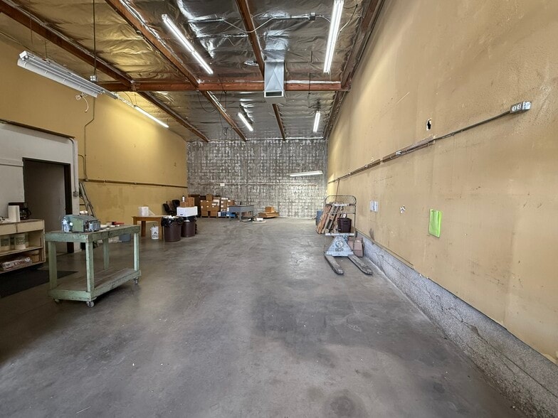 12947-12955 Arroyo St, Sylmar, CA for sale - Building Photo - Image 3 of 9