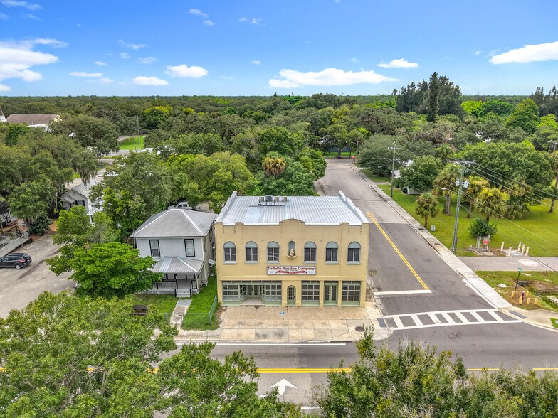 390 N Bridge St, LaBelle, FL à vendre - Photo du bâtiment - Image 2 de 52