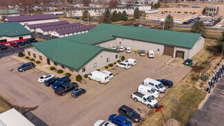 Plus de détails pour 835 38th St NW, Rochester, MN - Commerce de détail à vendre