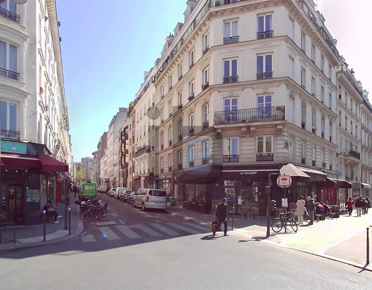Retail in Paris for lease - Building Photo - Image 1 of 3