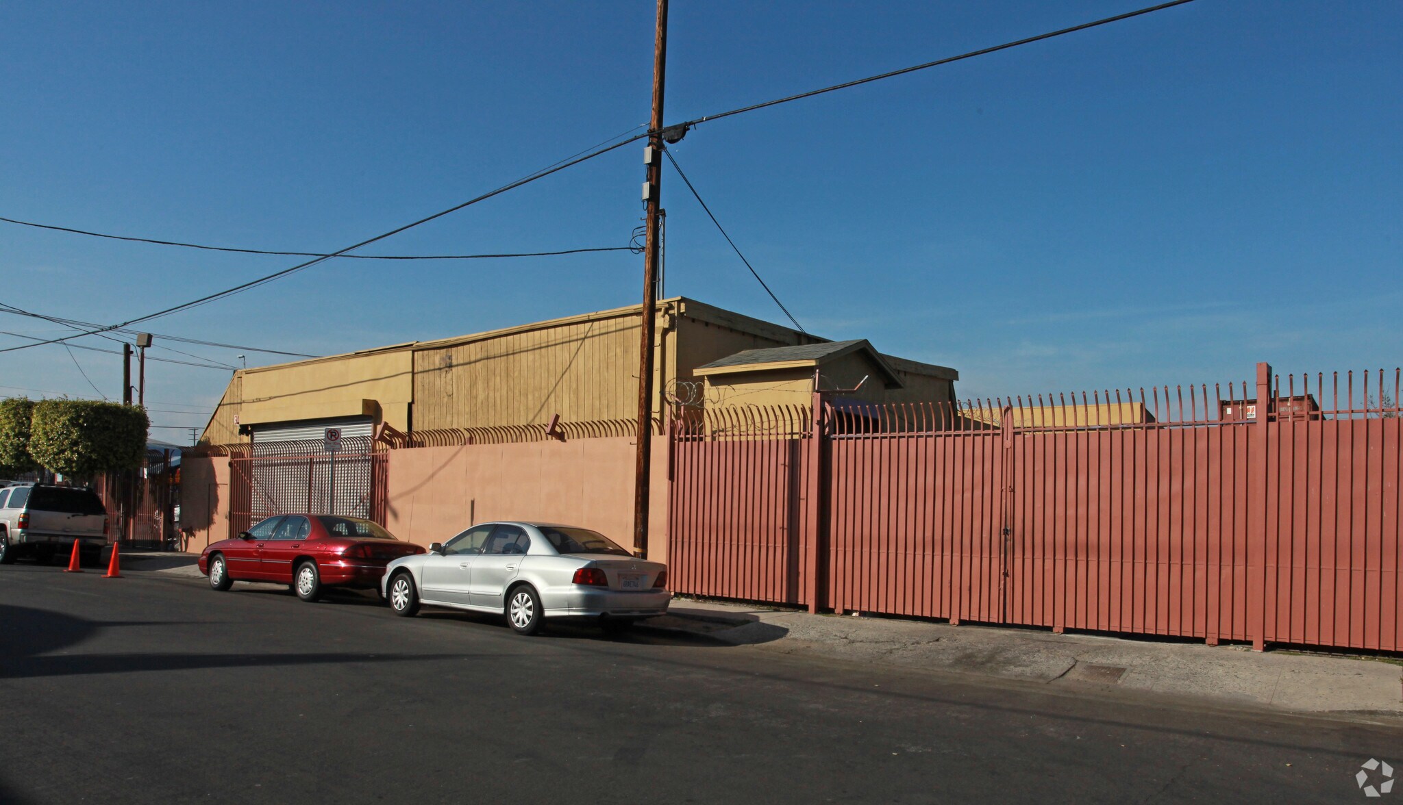 317 E 33rd St, Los Angeles, CA à vendre Photo du bâtiment- Image 1 de 3
