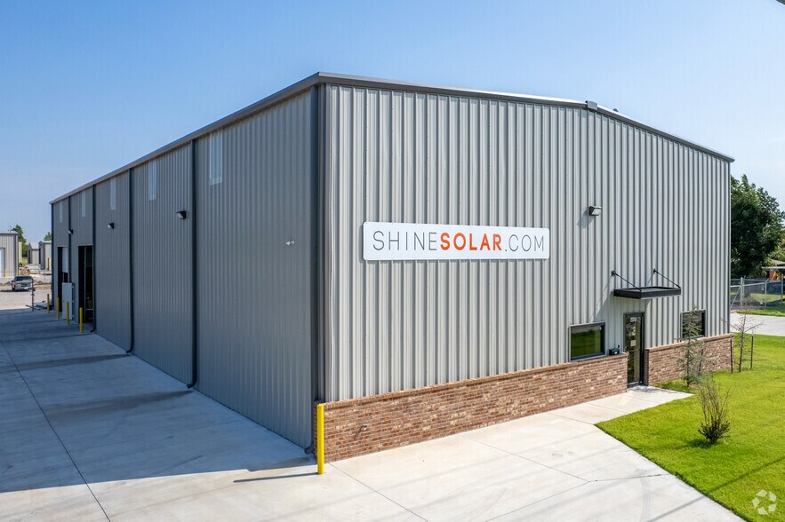 4495 SW 119th St, Oklahoma City, OK à louer - Photo du bâtiment - Image 3 de 4