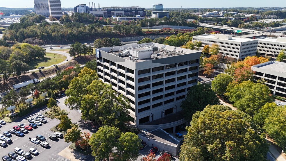 300 Interstate N Pky SE, Atlanta, GA à louer - Photo du bâtiment - Image 2 de 11