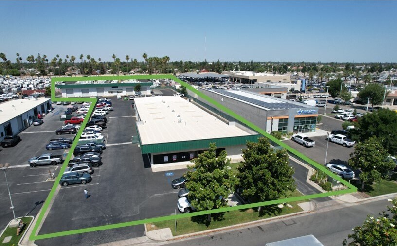 5401 Gasoline Alley Dr, Bakersfield, CA à louer - Photo du bâtiment - Image 1 de 13
